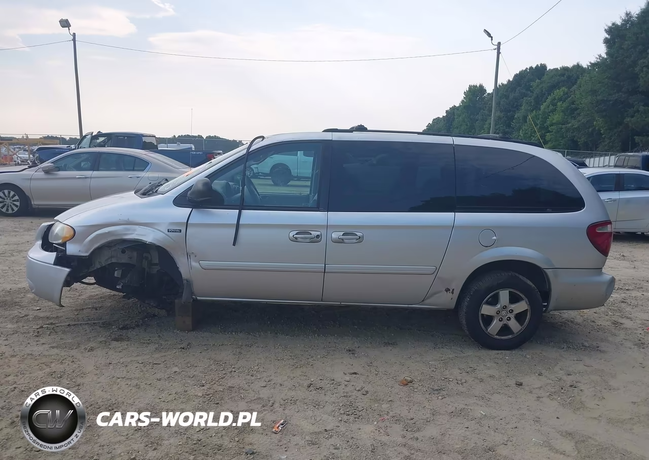 2005 Dodge Grand Caravan Sxt VIN:2D4GP44L45R290748 - 15