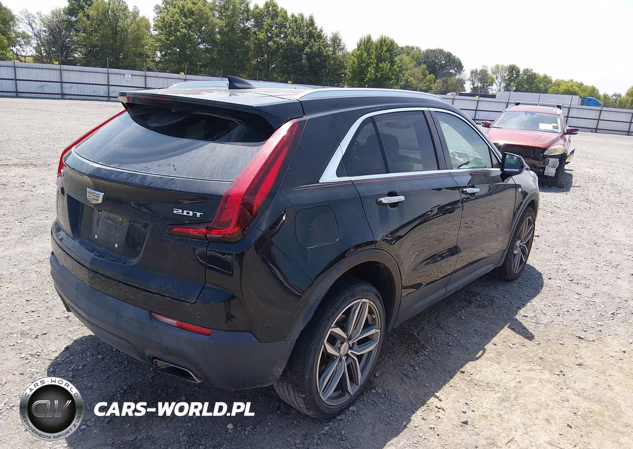 2019 Cadillac Xt4 Luxury VIN:1GYAZAR48KF199010 - 4