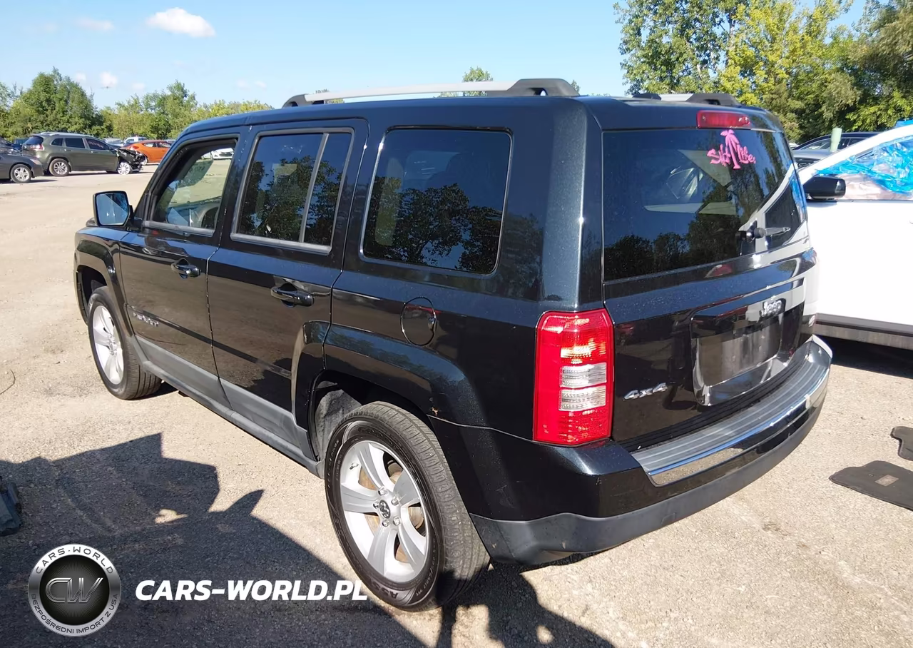 2011 Jeep Patriot Latitude X VIN:1J4NF4GB9BD194309 - 3