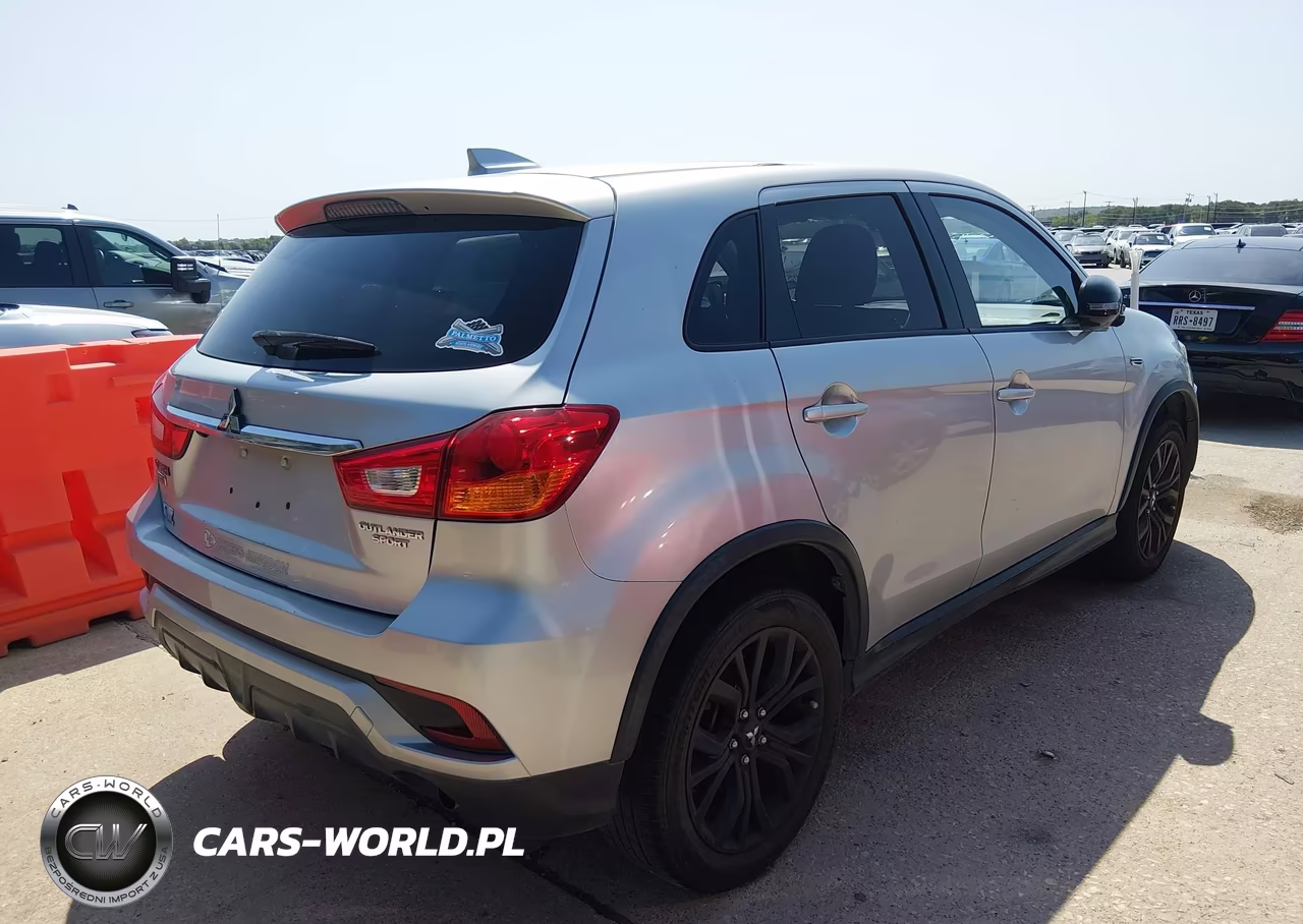 2018 Mitsubishi Outlander Sport 2.0 Le VIN:JA4AP3AU7JU005090 - 4