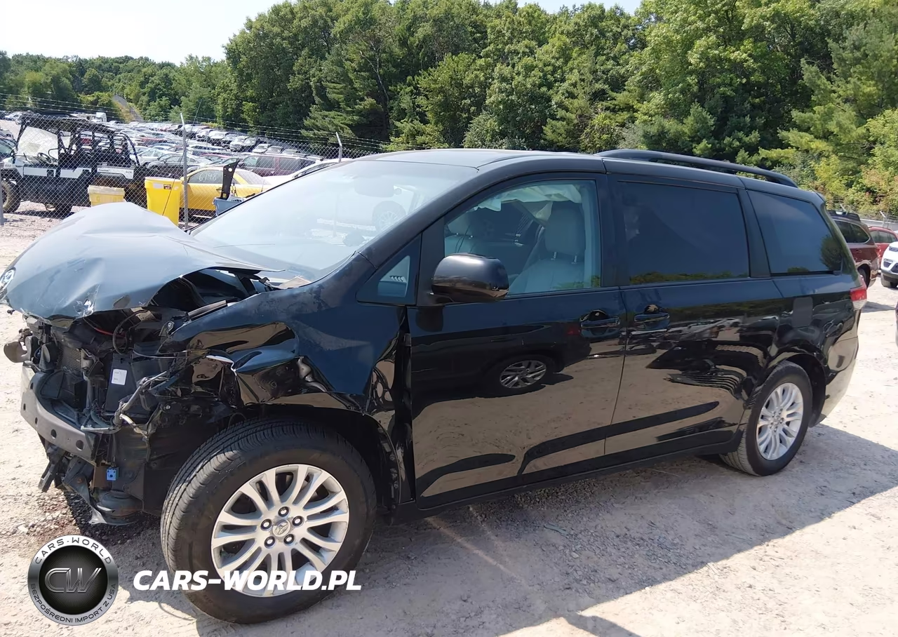 2012 Toyota Sienna Xle V6 8 Passenger VIN:5TDYK3DC1CS226584 - 15