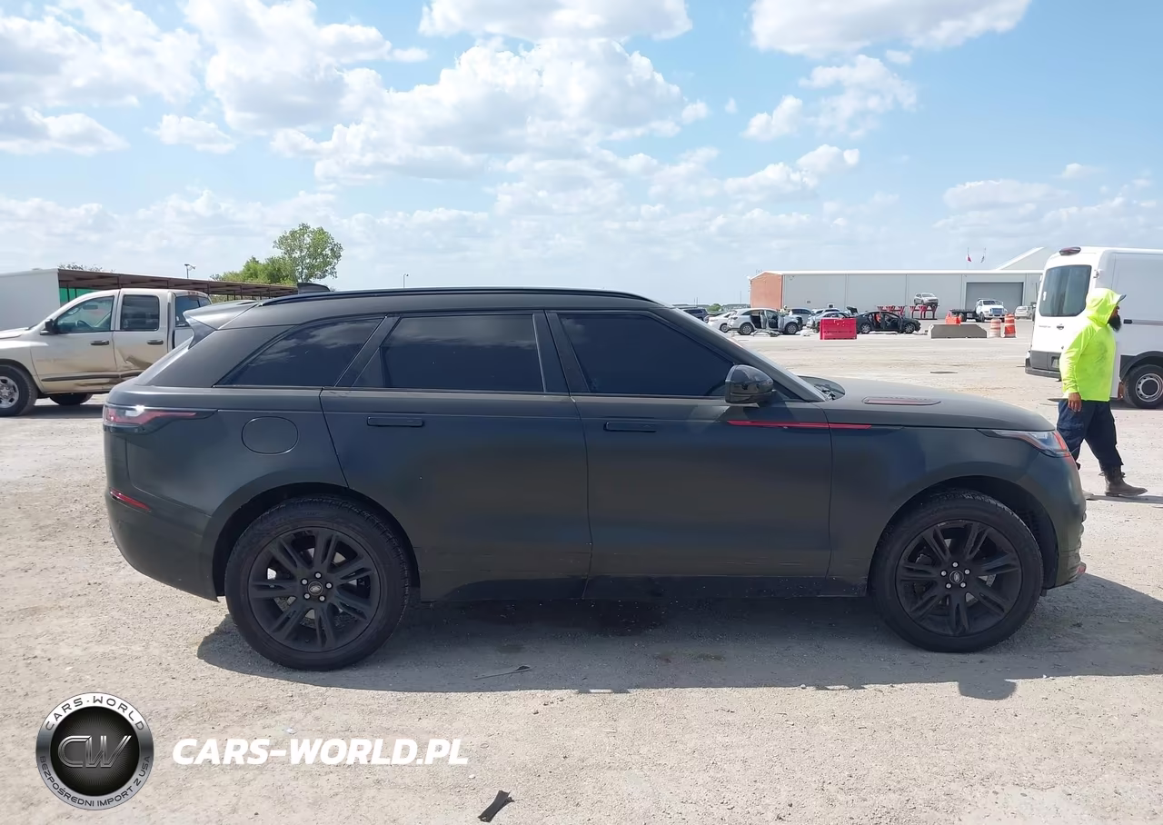 2019 Land Rover Range Rover Velar P250 R-Dynamic Se VIN:SALYL2EX0KA793687 - 13