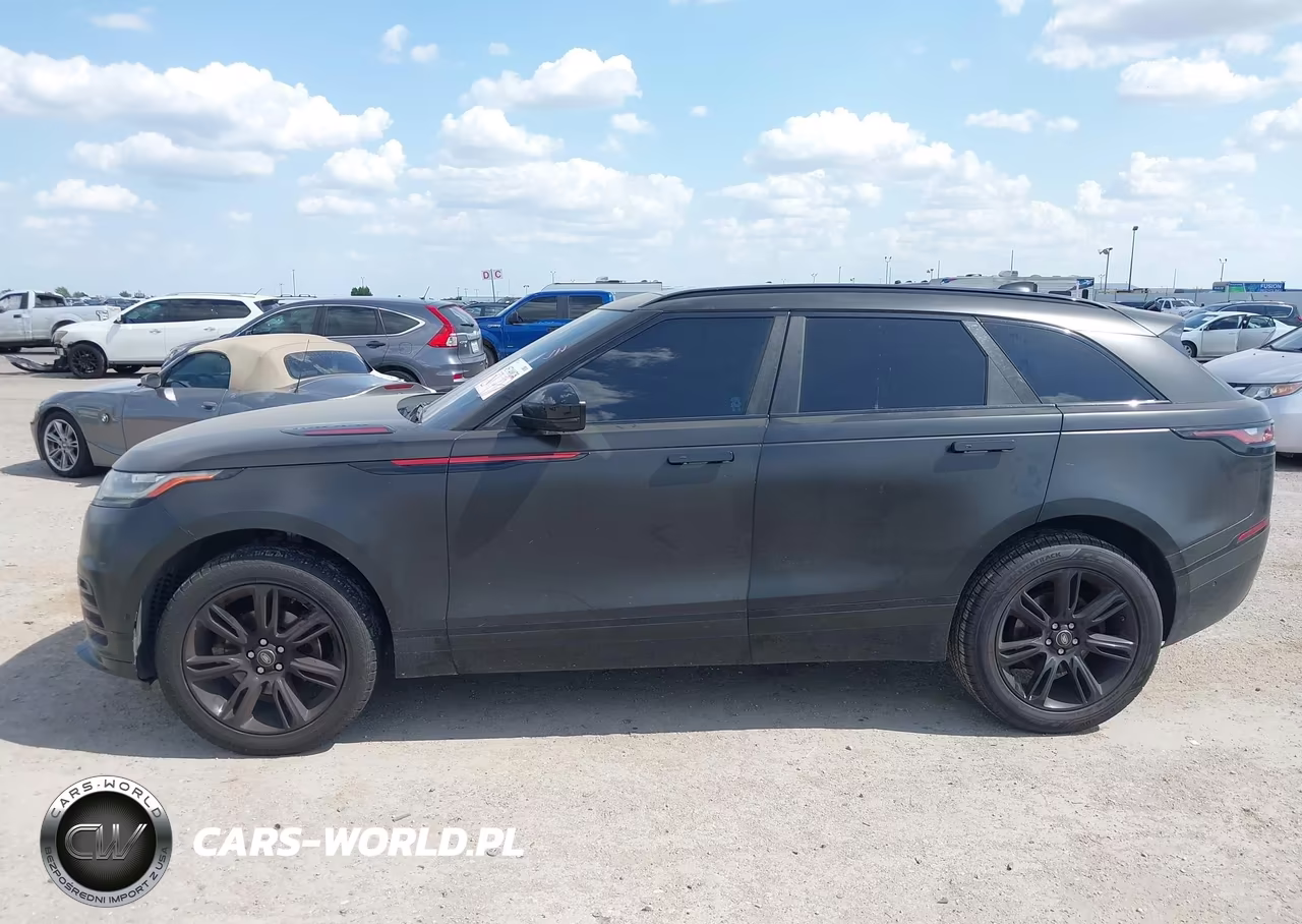 2019 Land Rover Range Rover Velar P250 R-Dynamic Se VIN:SALYL2EX0KA793687 - 14
