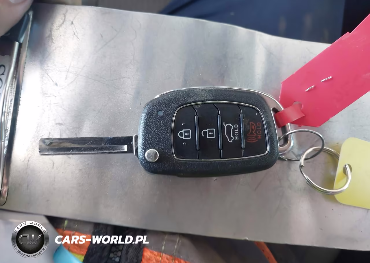 2018 Hyundai Santa Fe Sport 2.4L VIN:5NMZT3LB0JH078065 - 11