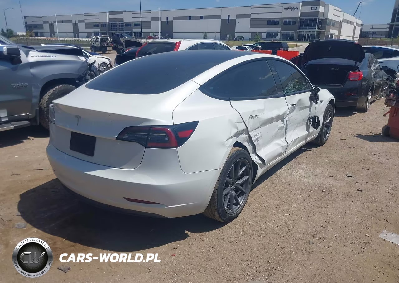2023 Tesla Model 3 Rear-Wheel Drive VIN:5YJ3E1EAXPF564322 - 4