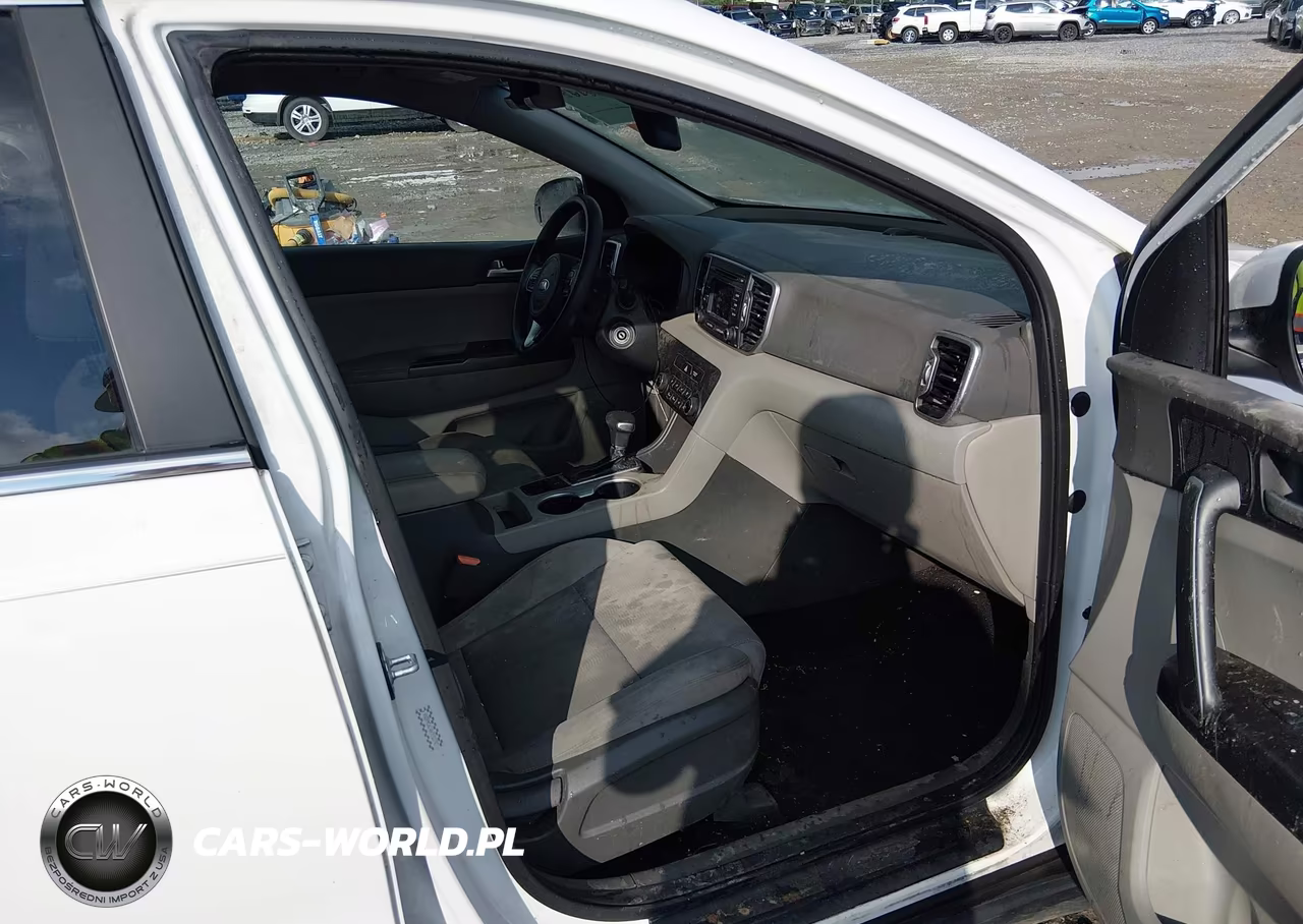 2017 Kia Sportage Lx VIN:KNDPMCAC4H7152797 - 5