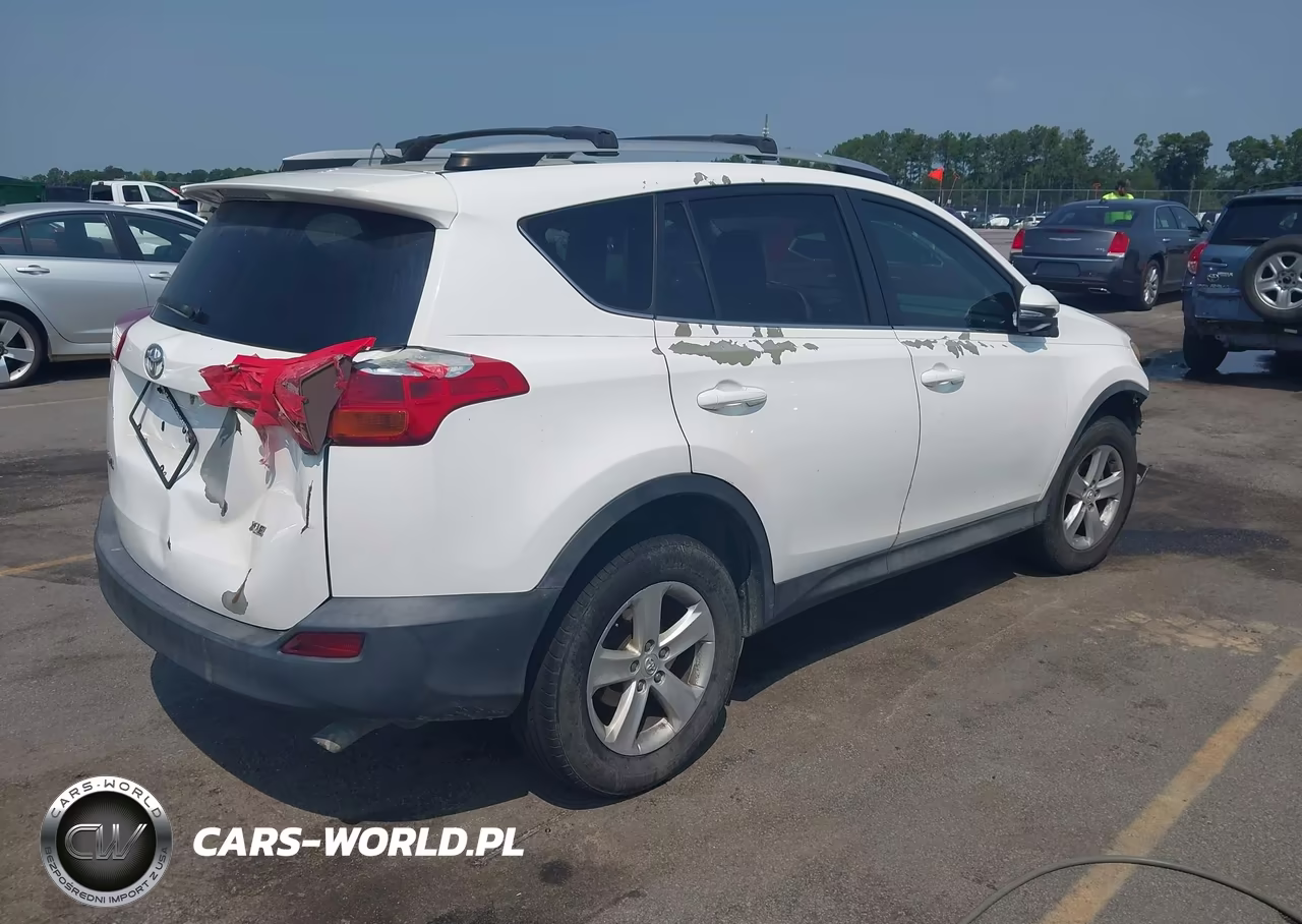 2013 Toyota Rav4 Xle VIN:2T3WFREV7DW061347 - 4