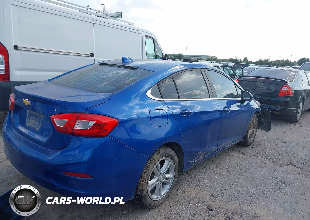 2017 Chevrolet Cruze Lt Auto VIN:3G1BE5SM0HS569337 - 4