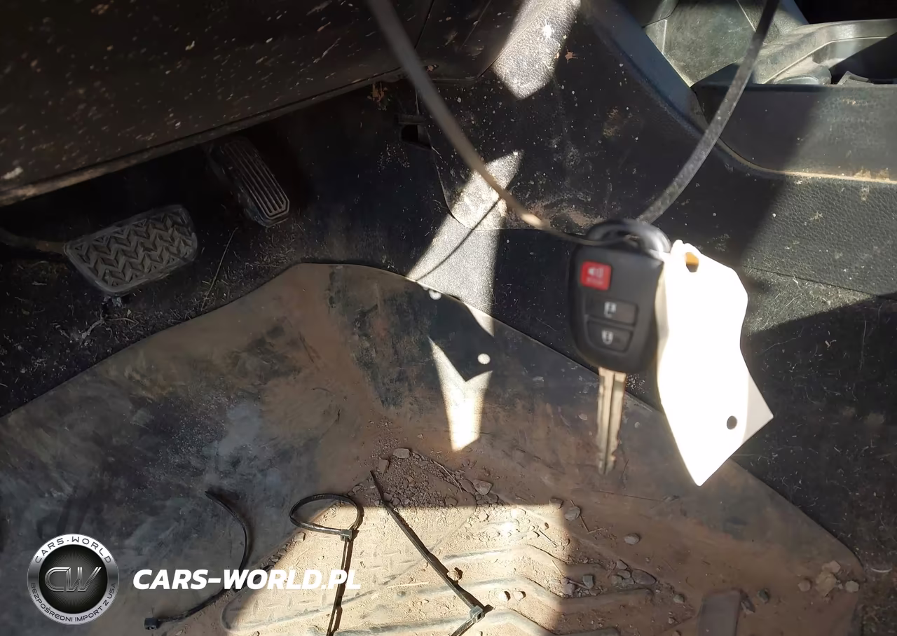 2023 Toyota Tacoma Sr V6 VIN:3TMCZ5AN3PM535857 - 11