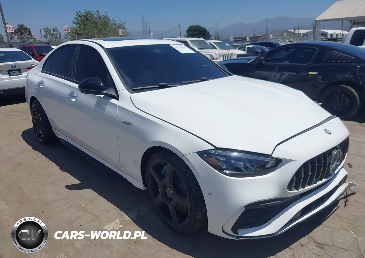 2026 Mercedes-Benz Amg C 43 4Matic – zdjęcie 1 z 18