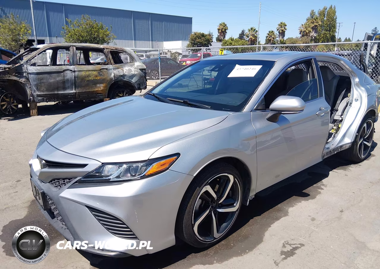 2018 Toyota Camry Se VIN:4T1B11HK2JU108532 - 2