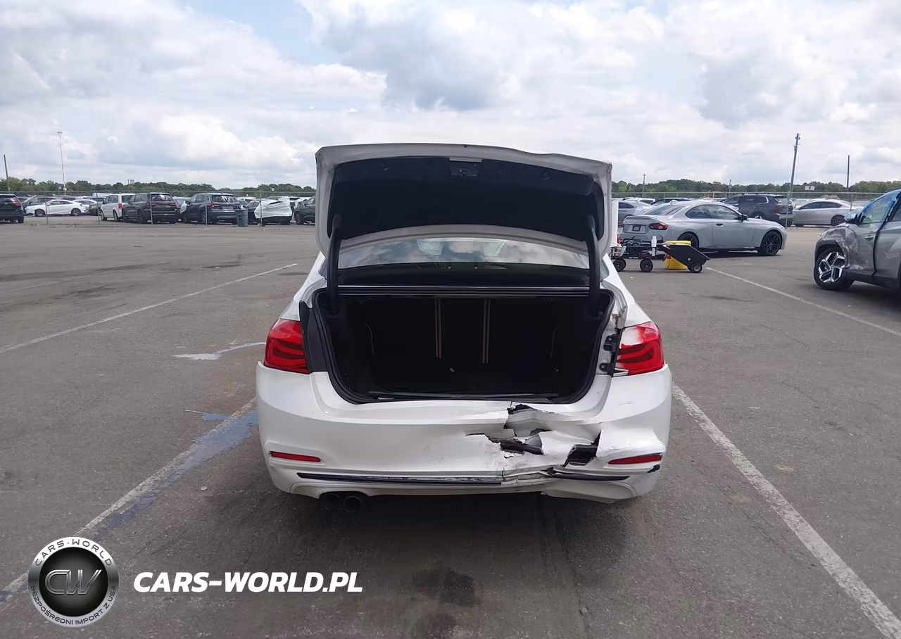 2018 BMW 330I VIN:WBA8B9G55JNU99219 - 16
