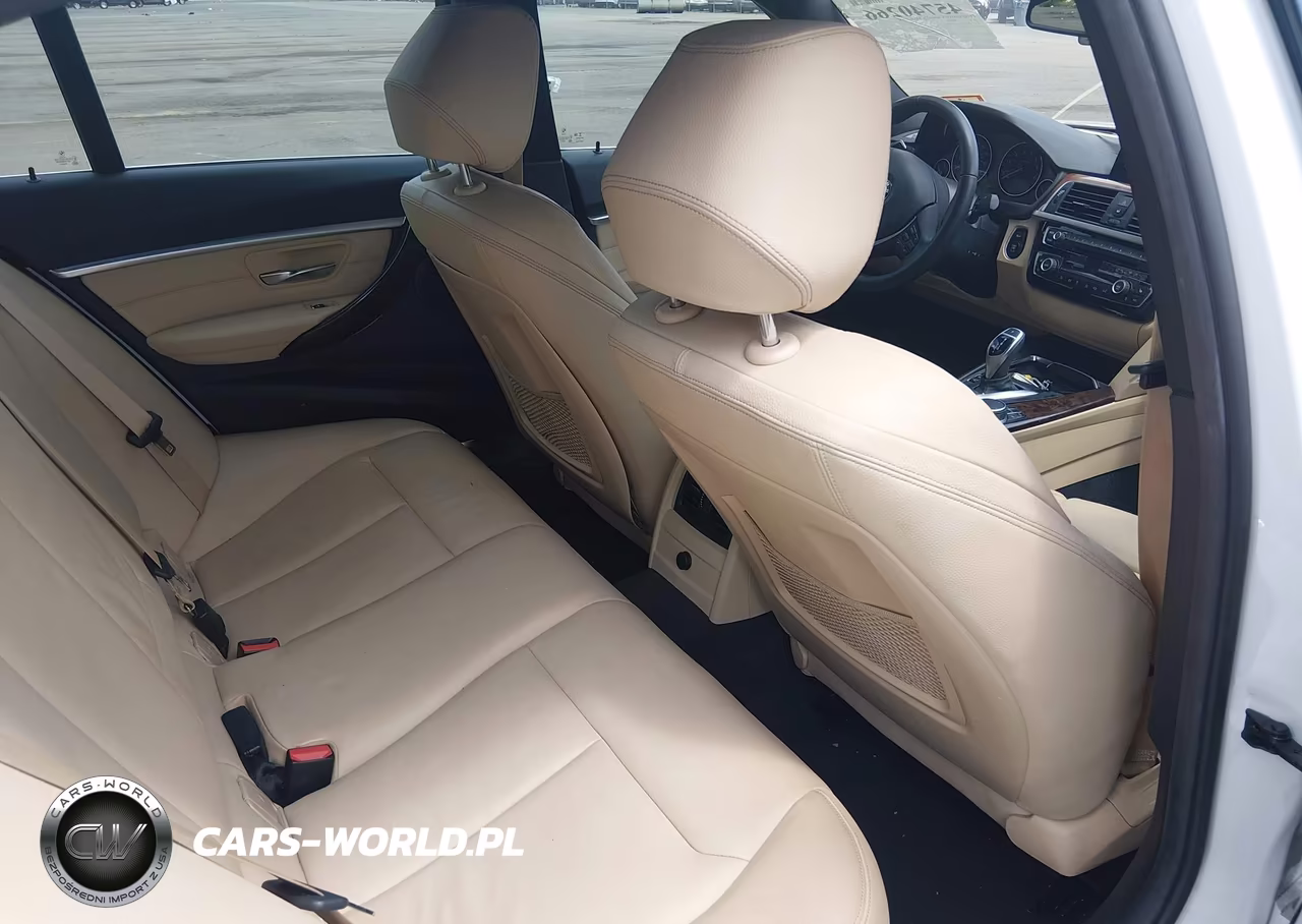 2018 BMW 330I VIN:WBA8B9G55JNU99219 - 8