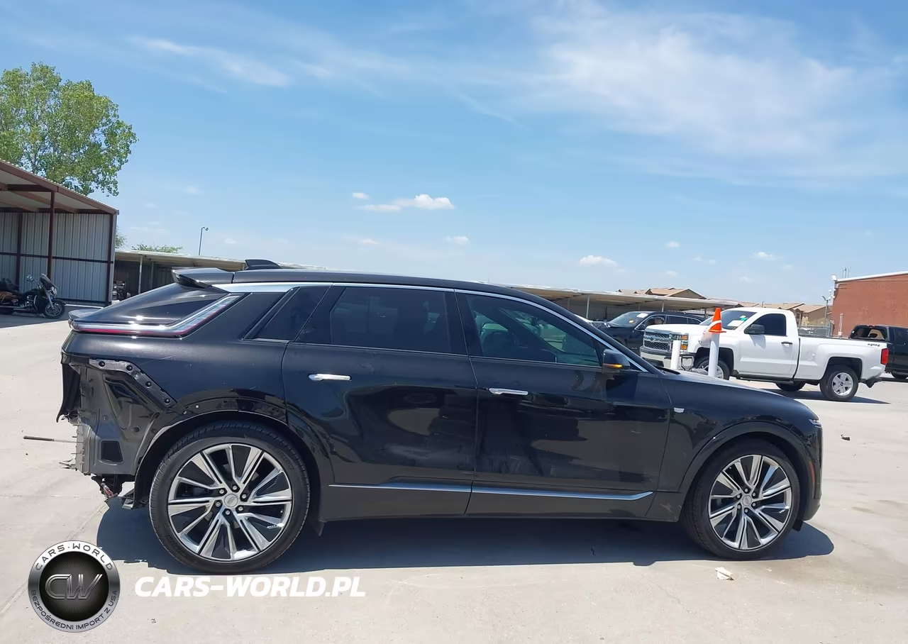 2024 Cadillac Lyriq Luxury W-1Se VIN:1GYKPSRK9RZ119298 - 14