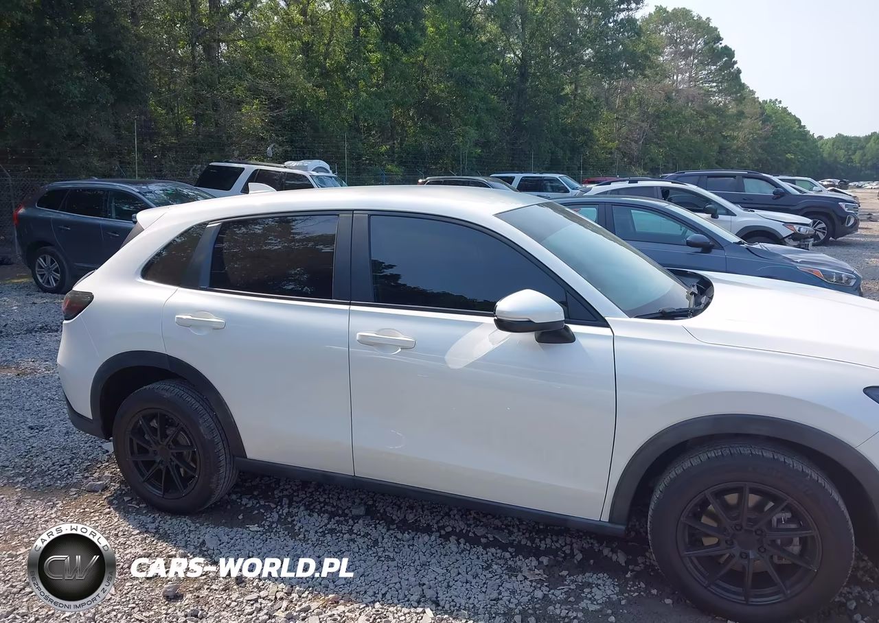 2023 Honda Hr-V 2Wd Lx VIN:3CZRZ1H32PM707409 - 13