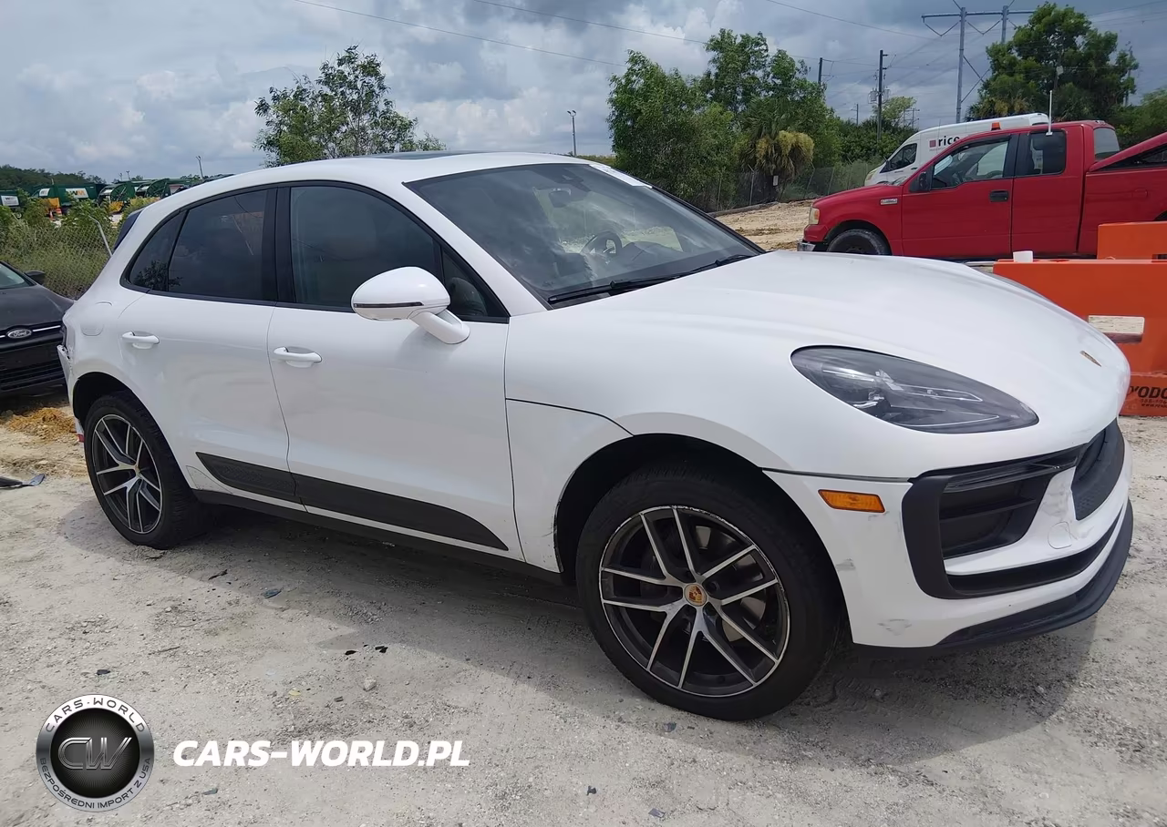 2022 Porsche Macan VIN:WP1AA2A54NLB10626 - 13