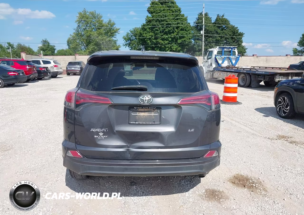 2018 Toyota Rav4 Le VIN:2T3ZFREV8JW439670 - 17