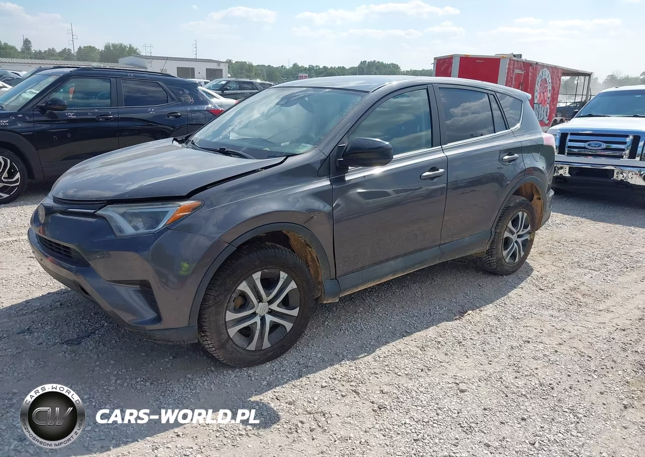 2018 Toyota Rav4 Le VIN:2T3ZFREV8JW439670 - 2