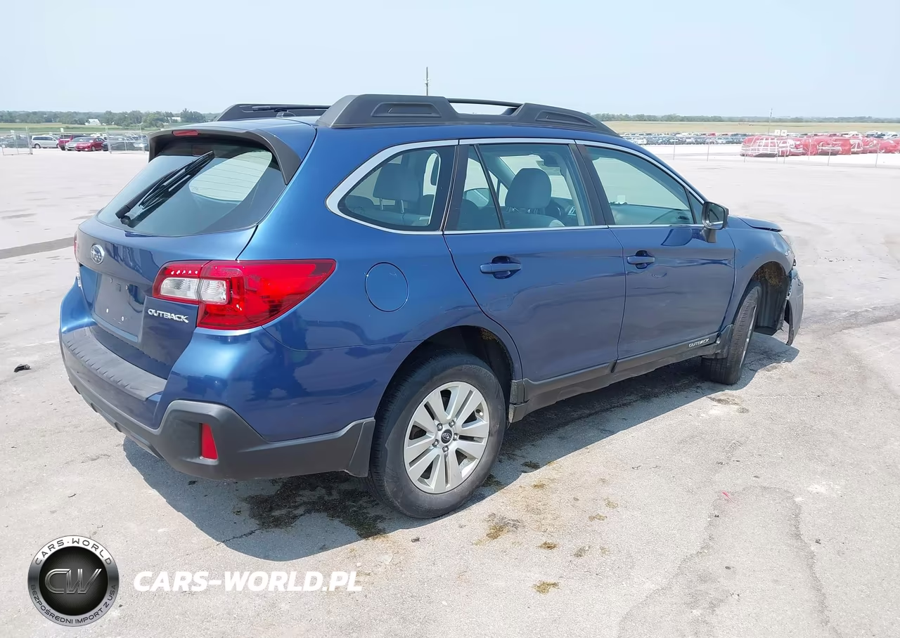 2019 Subaru Outback 2.5I VIN:4S4BSABC5K3355680 - 4