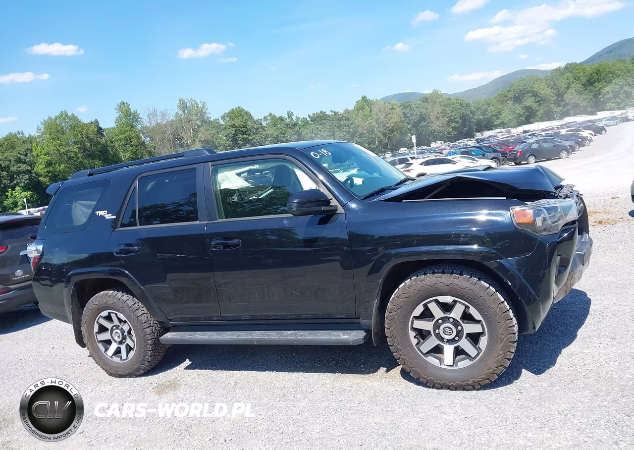 2022 Toyota 4Runner Trd Off Road VIN:JTEPU5JR8N6070925 - 14