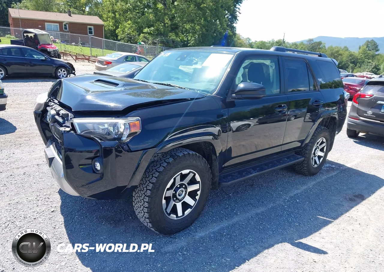 2022 Toyota 4Runner Trd Off Road VIN:JTEPU5JR8N6070925 - 2
