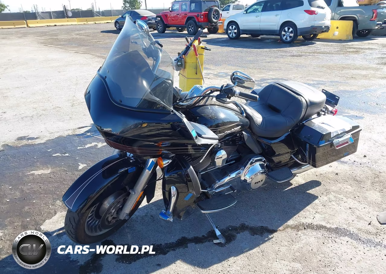 2013 Harley-Davidson Fltru Road Glide Ultra VIN:1HD1KGM39DB673566 - 2