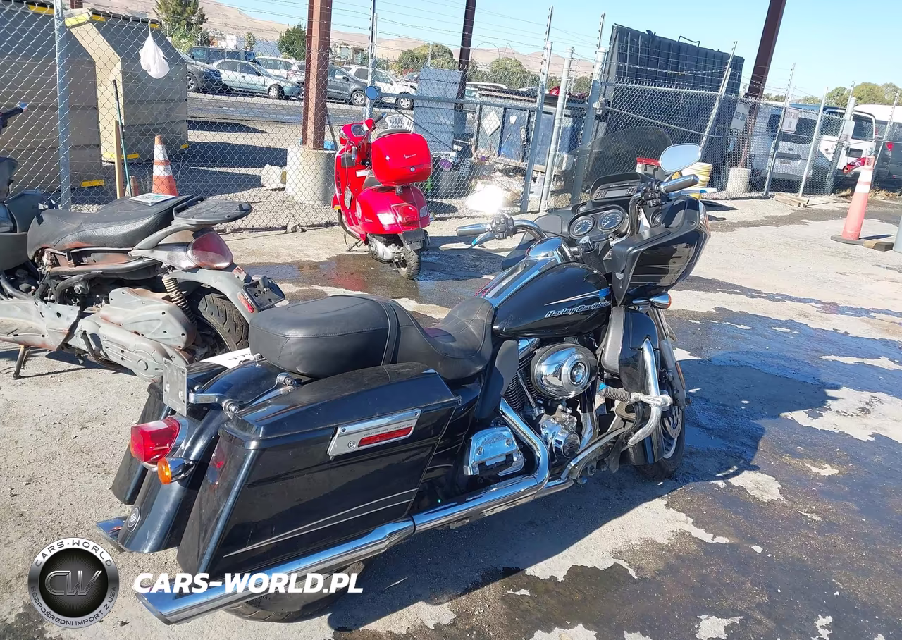 2013 Harley-Davidson Fltru Road Glide Ultra VIN:1HD1KGM39DB673566 - 4