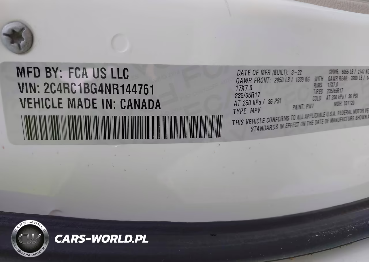 2022 Chrysler Pacifica Touring L VIN:2C4RC1BG4NR144761 - 9