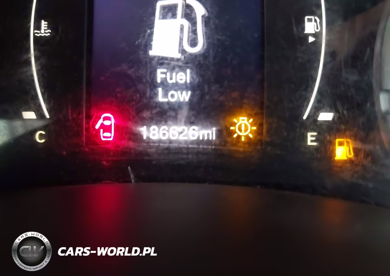 2015 Jeep Renegade Sport VIN:ZACCJAAH0FPB71522 - 19