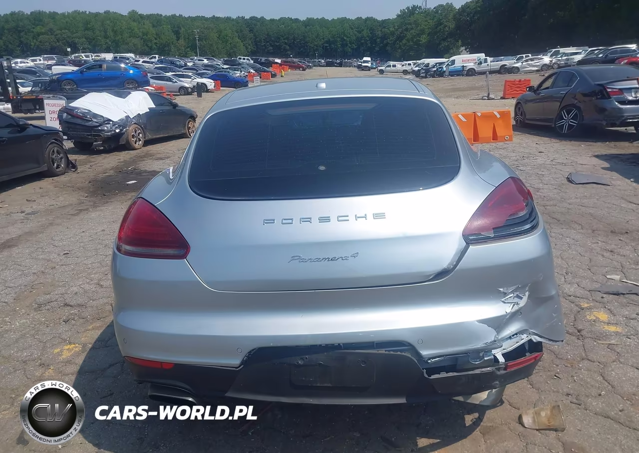 2016 Porsche Panamera 4 VIN:WP0AA2A77GL007562 - 16
