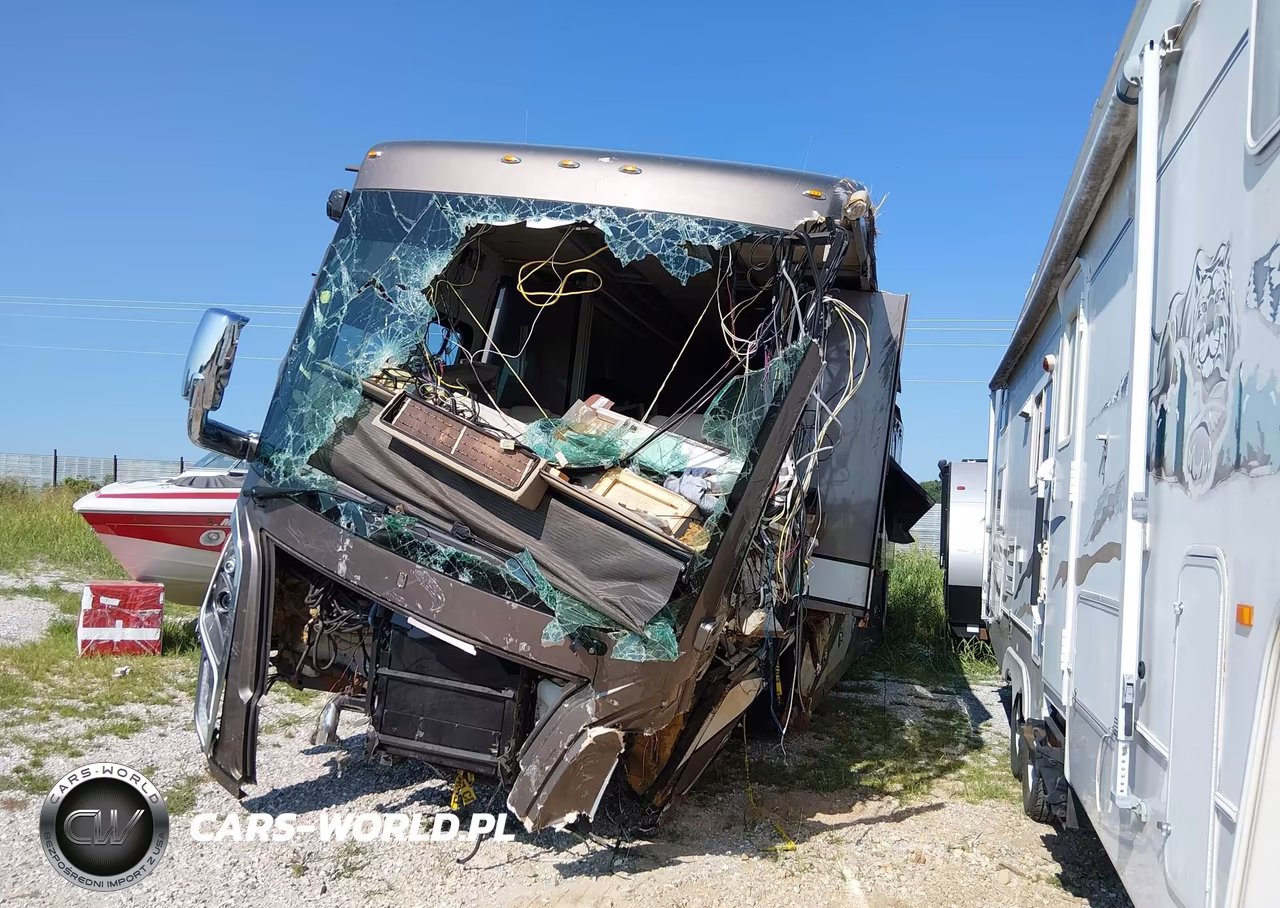 2021 Tiffin Motorhomes Inc Zephyr VIN:5VBZA89A7MA121565 - 6