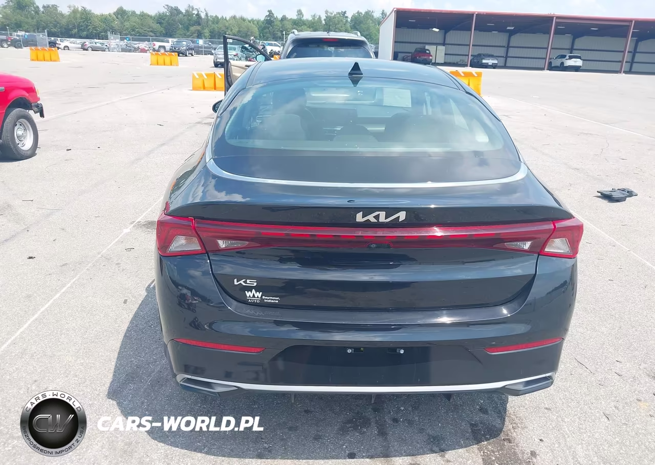 2023 Kia K5 Lxs VIN:5XXG14J26PG196585 - 17