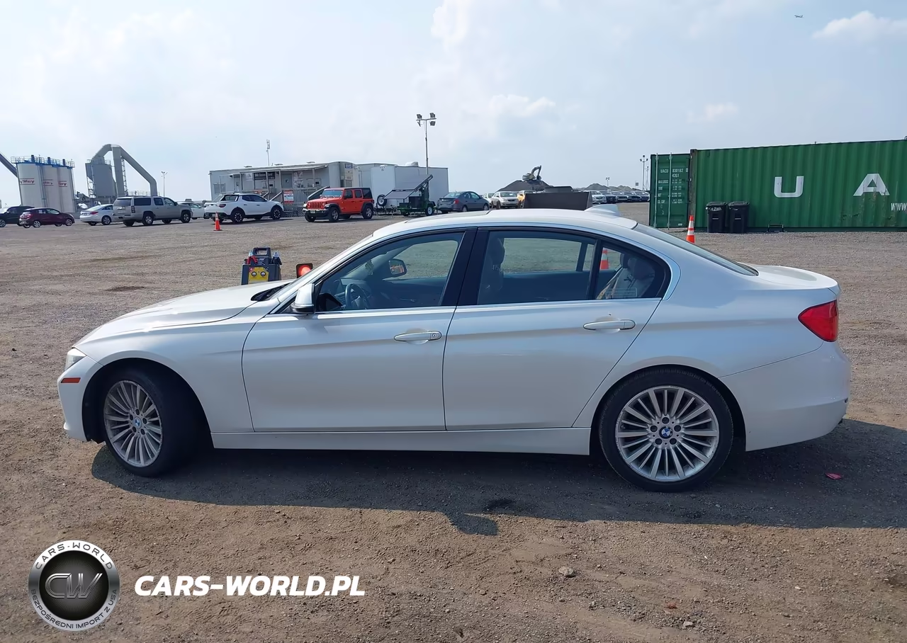 2015 BMW 328I xDrive VIN:WBA3B5G53FNS18707 - 14