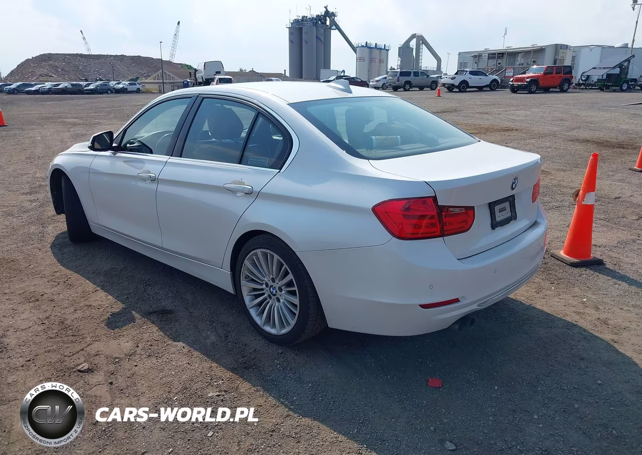 2015 BMW 328I xDrive VIN:WBA3B5G53FNS18707 - 3