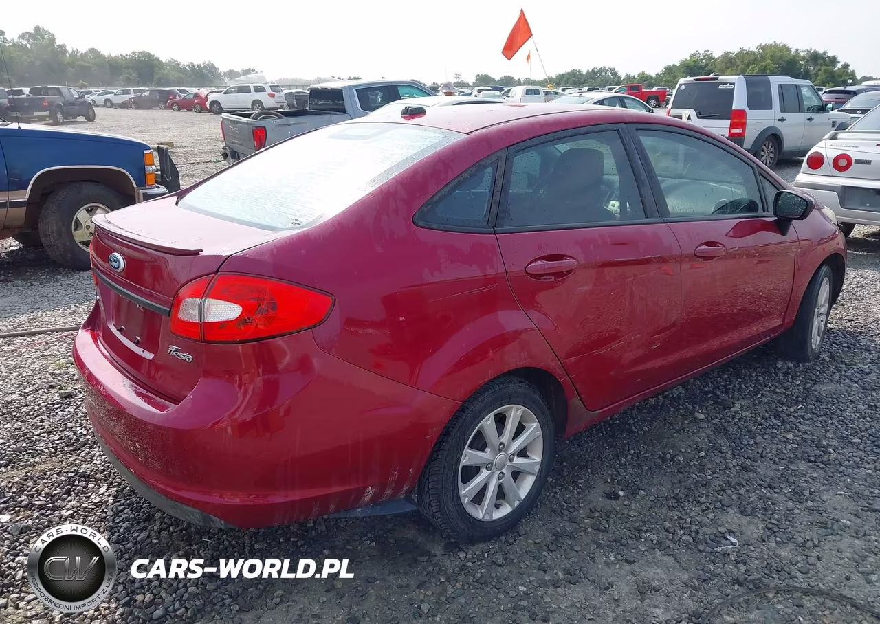2011 Ford Fiesta Se VIN:3FADP4BJ4BM153139 - 4