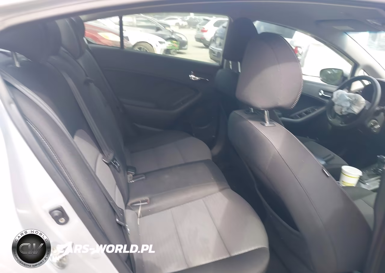 2016 Kia Forte Lx VIN:KNAFX4A67G5538799 - 8