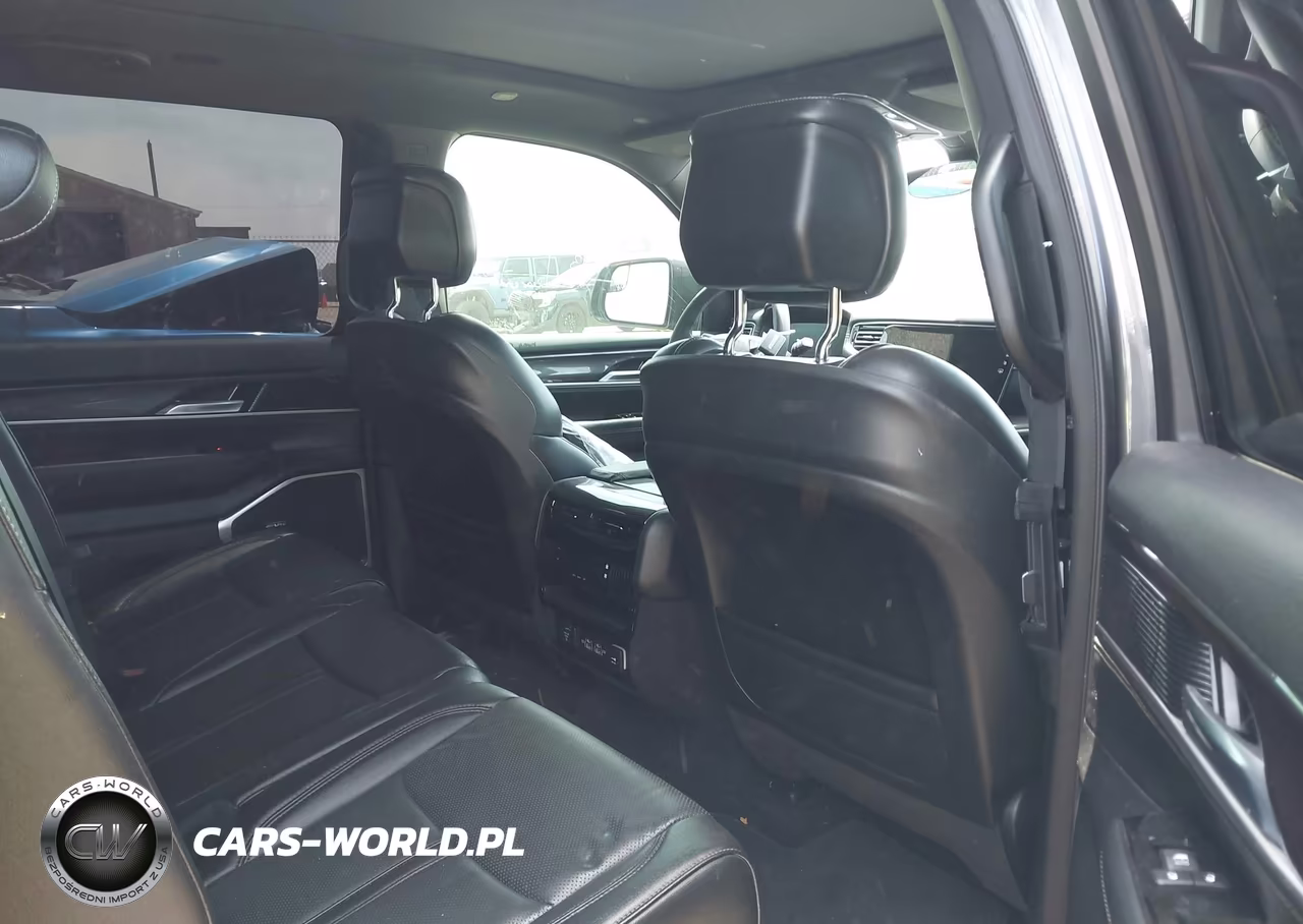 2024 Jeep Wagoneer Series I 4X2 VIN:1C4SJUAP5RS122167 - 8