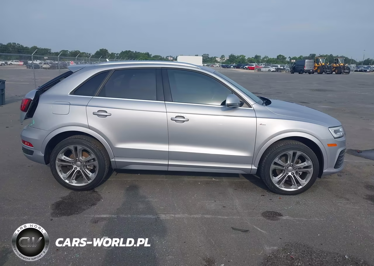 2016 Audi Q3 2.0T Premium Plus VIN:WA1GFCFS1GR018143 - 14