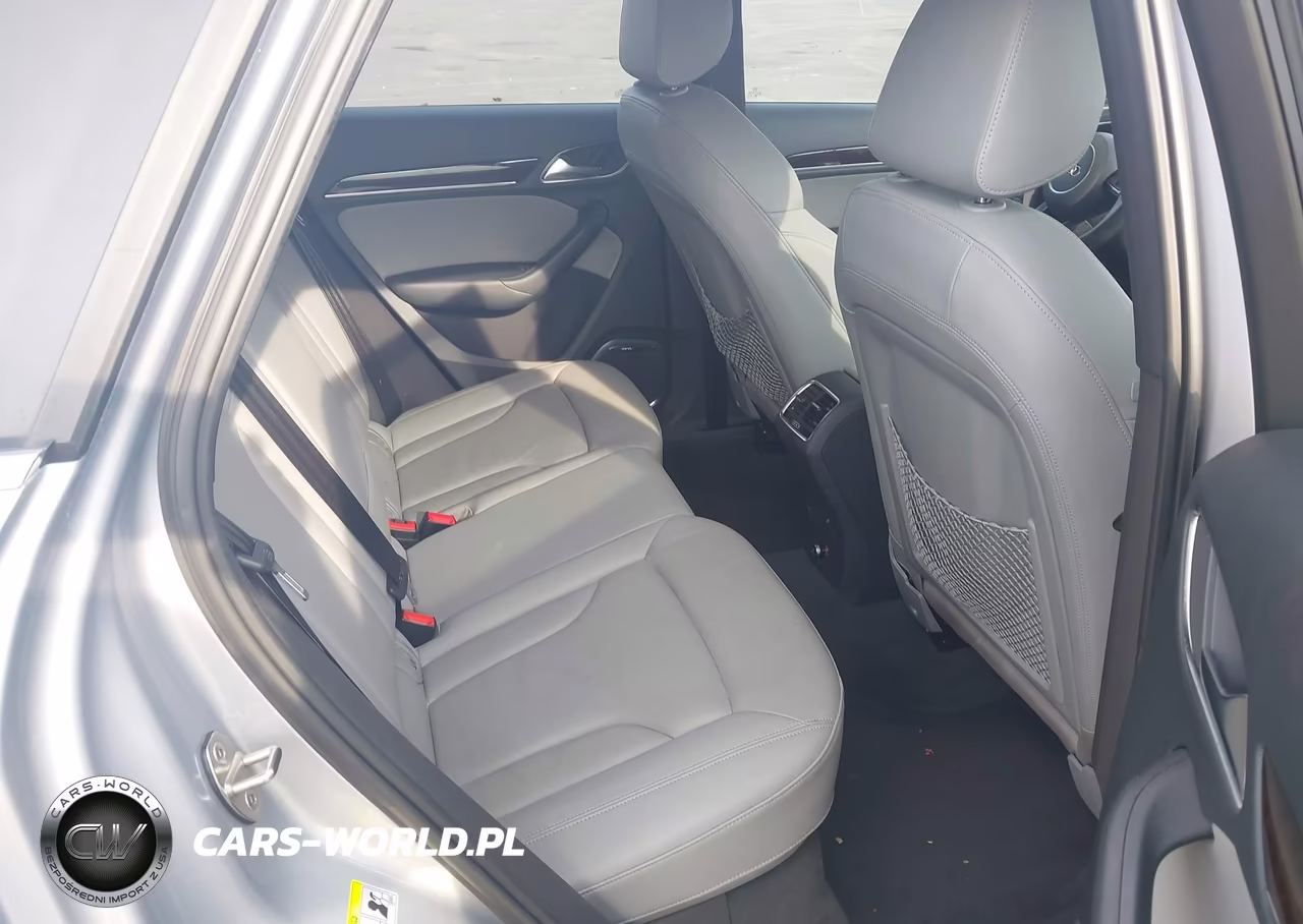 2016 Audi Q3 2.0T Premium Plus VIN:WA1GFCFS1GR018143 - 8