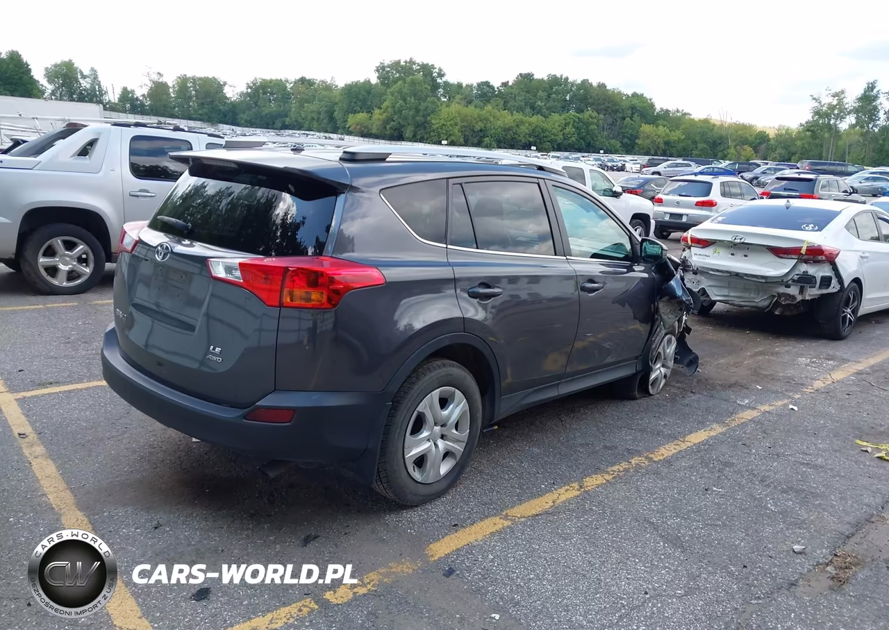 2015 Toyota Rav4 Le VIN:2T3BFREV7FW244488 - 4
