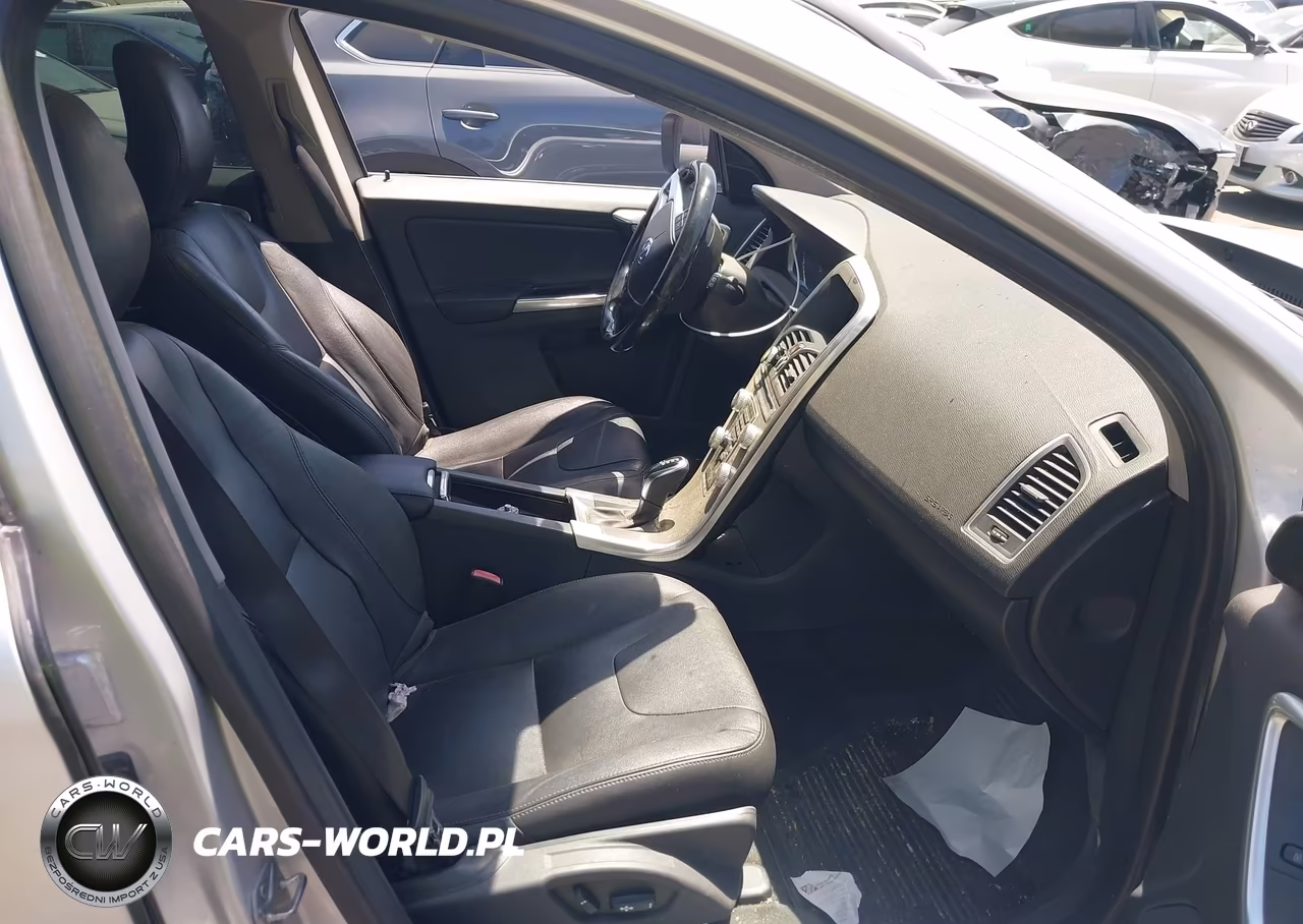 2016 Volvo Xc60 T5 Premier VIN:YV4612RK3G2782880 - 5