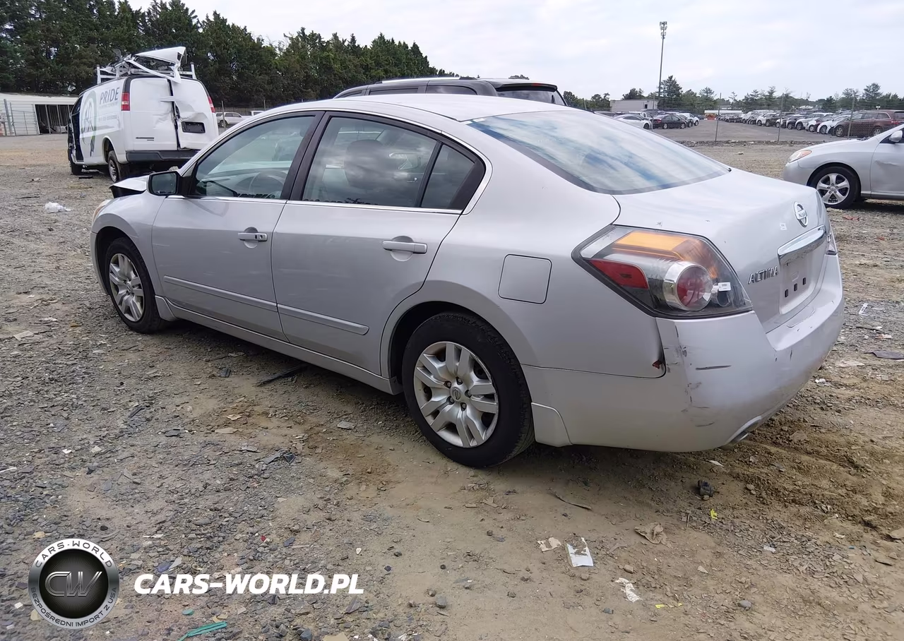 2011 Nissan Altima 2.5 S VIN:1N4AL2AP3BN415635 - 3