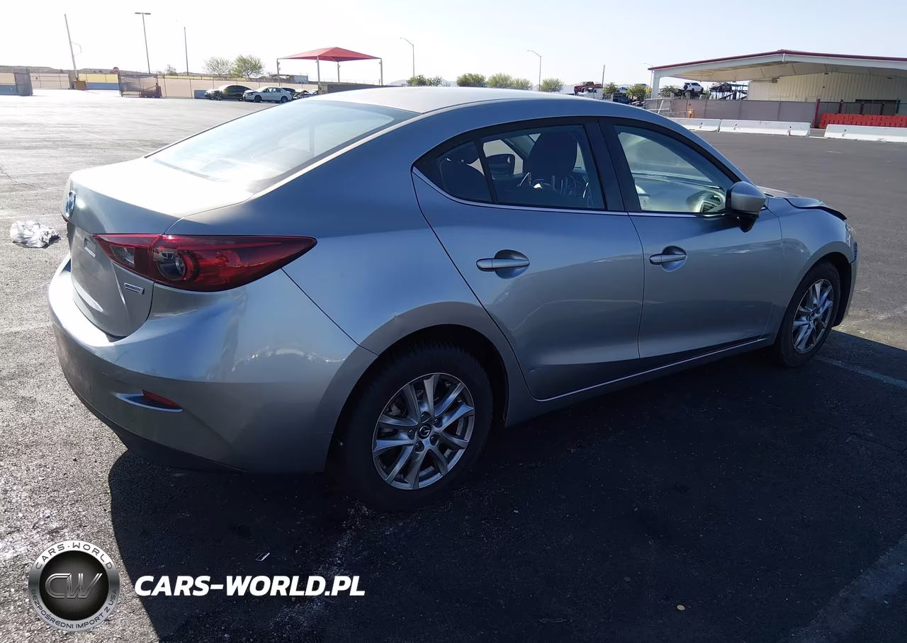 2016 Mazda Mazda3 I Sport VIN:JM1BM1U76G1335407 - 4