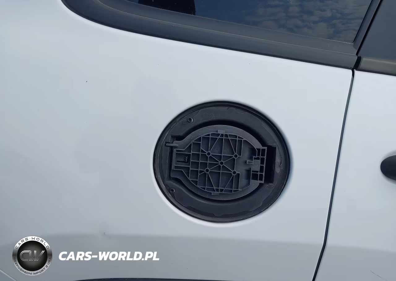 2016 Jeep Cherokee Sport VIN:1C4PJMAB5GW240414 - 6