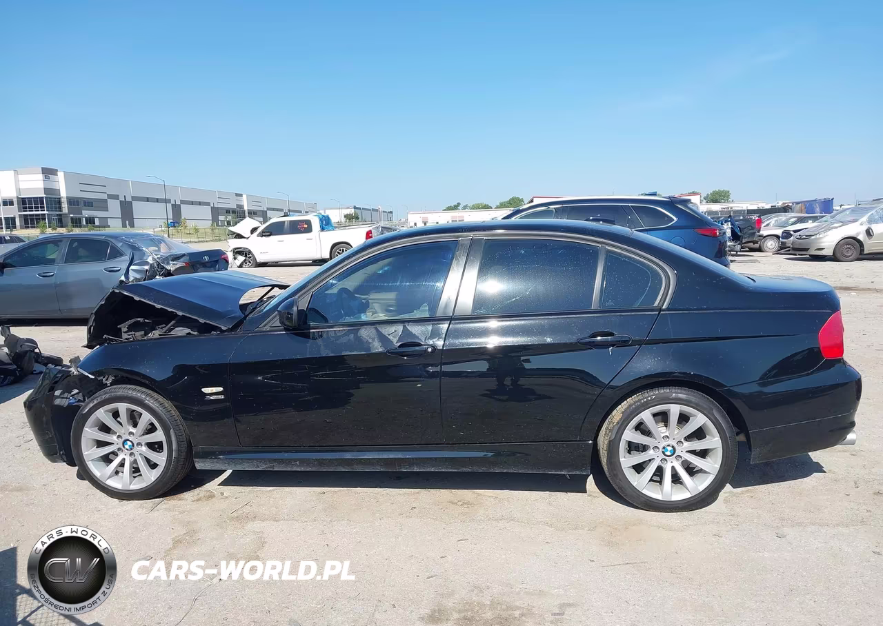 2011 BMW 328I xDrive VIN:WBAPK5C57BF124325 - 14