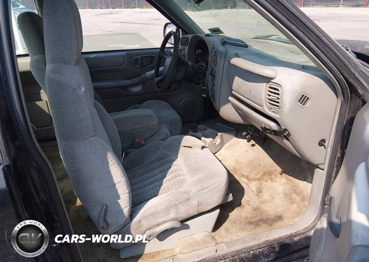 2000 Chevrolet S-10 Ls VIN:1GCCS1956Y8309108 - 5