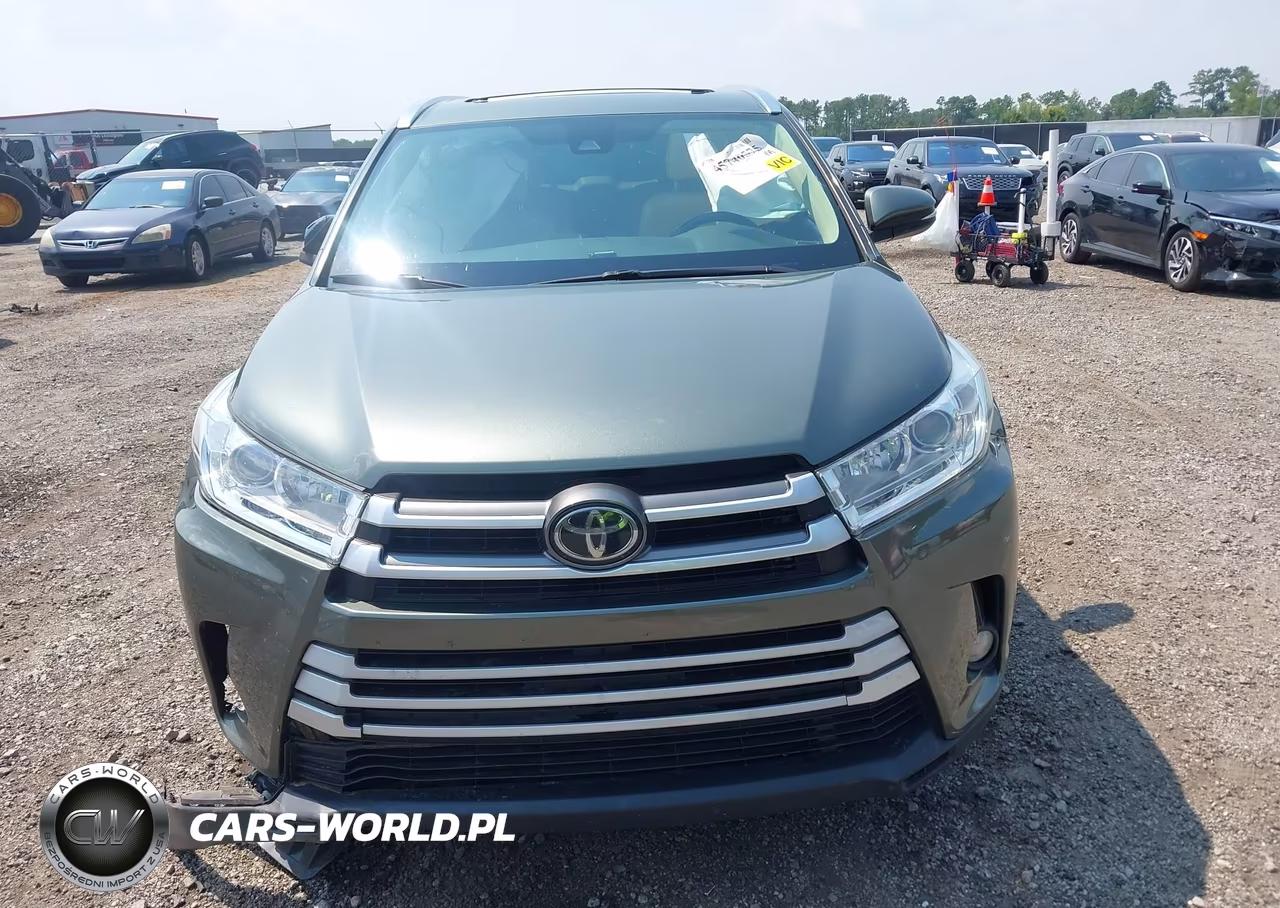 2019 Toyota Highlander Xle VIN:5TDKZRFH3KS361884 - 12