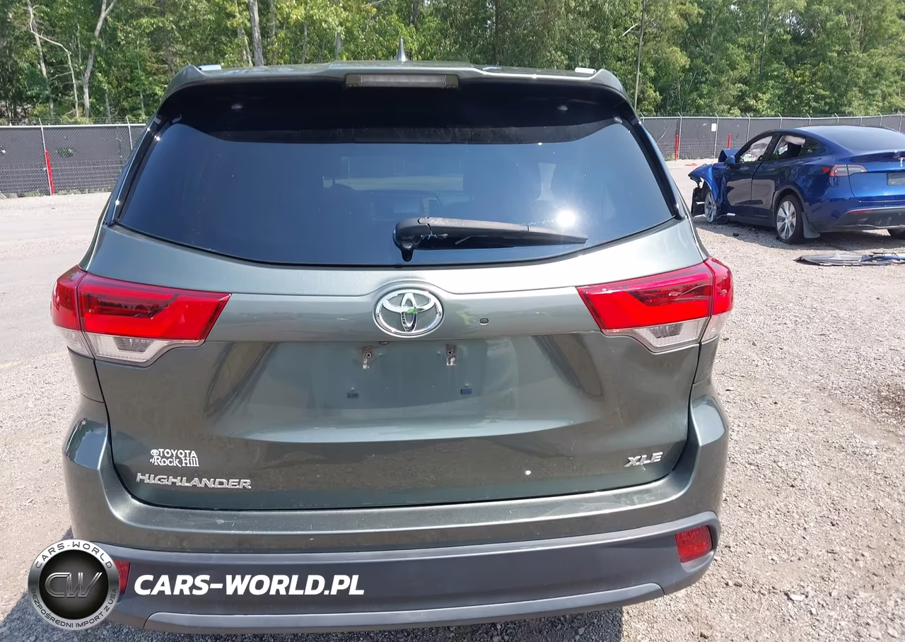 2019 Toyota Highlander Xle VIN:5TDKZRFH3KS361884 - 16