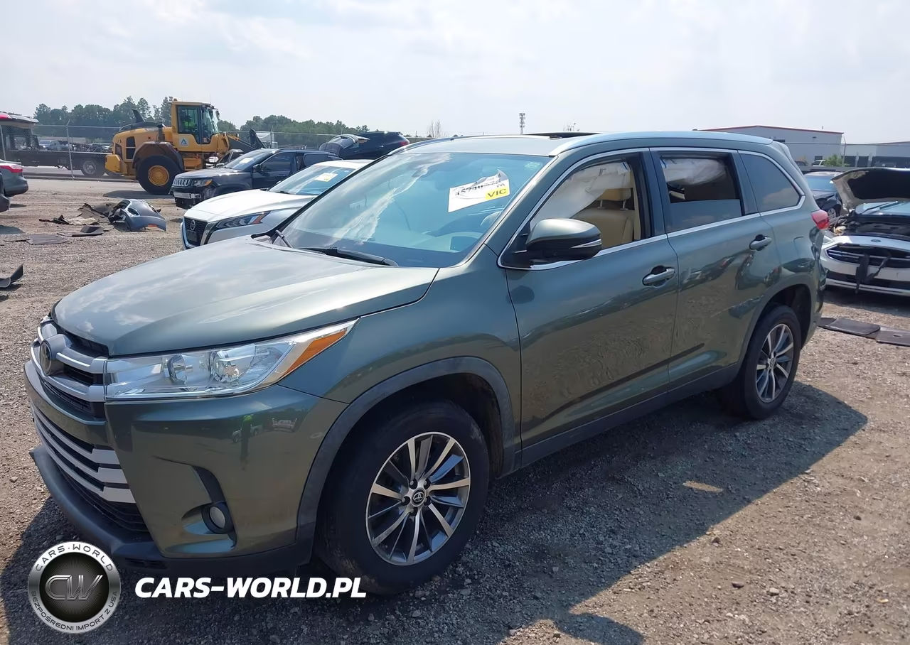 2019 Toyota Highlander Xle VIN:5TDKZRFH3KS361884 - 2