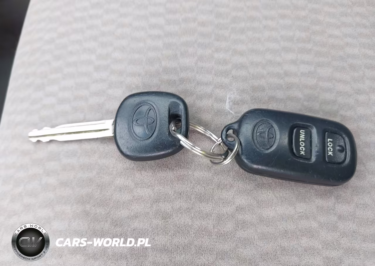2007 Toyota Corolla Le VIN:1NXBR32E27Z914662 - 11